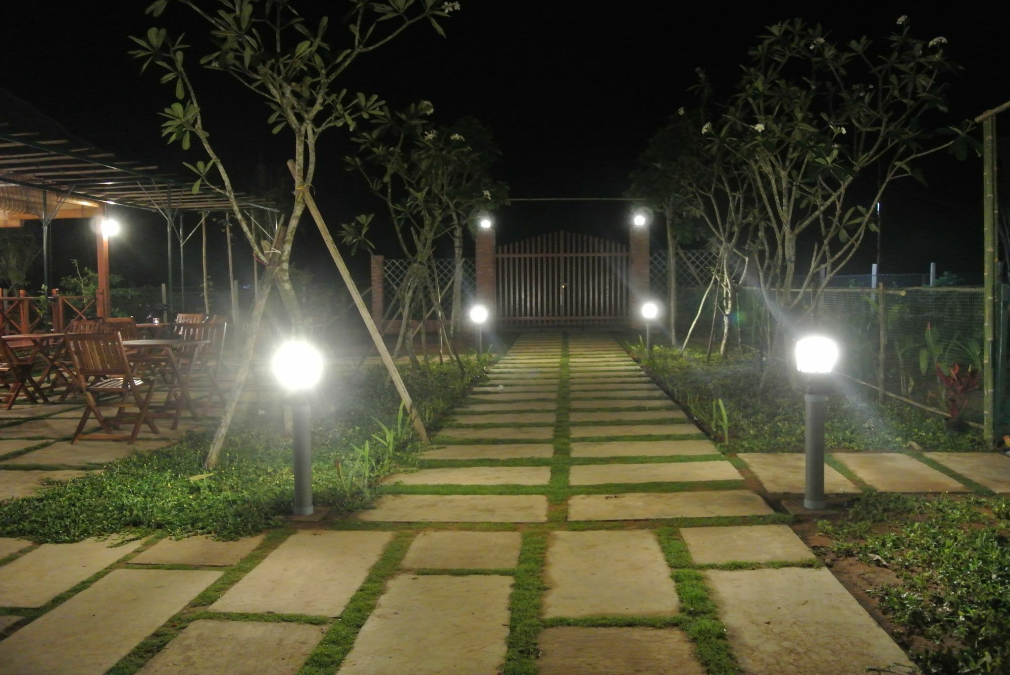 Spring Garden Homestay Duong Dong Exterior foto